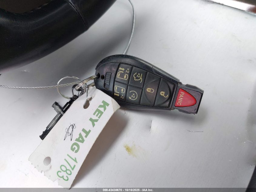 2014 Chrysler Town & Country Limited VIN: 2C4RC1GG7ER156041 Lot: 43438670