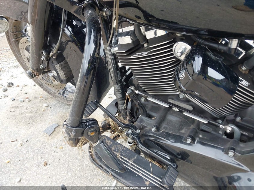 2020 Harley-Davidson Fltrxs VIN: 1HD1KTP19LB620075 Lot: 43438757