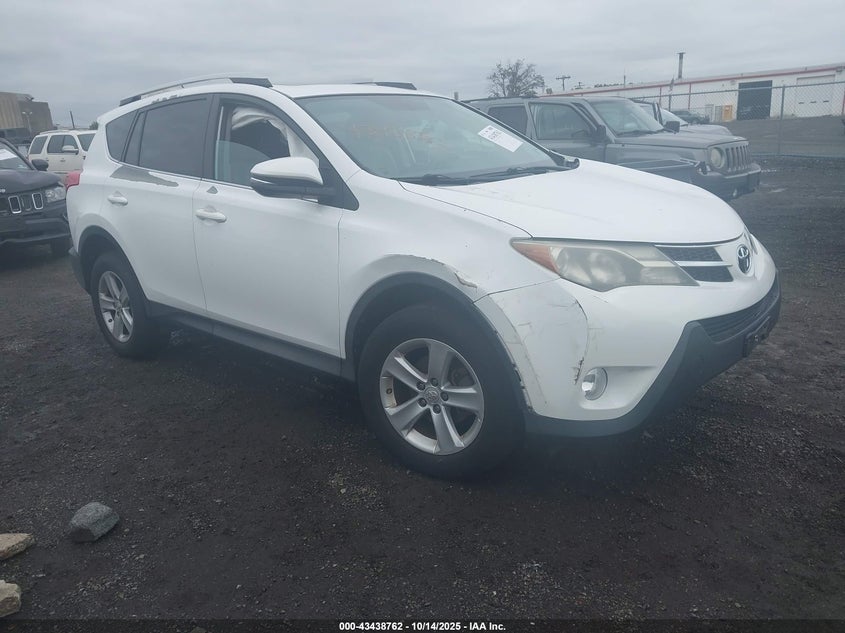 TOYOTA RAV4 XLE