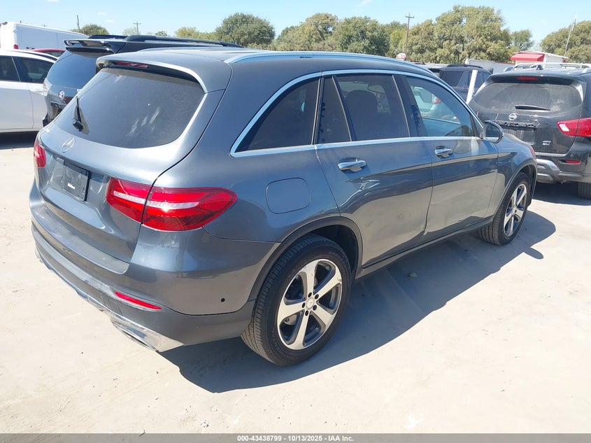 WDC0G4JB2HF143117 2017 MERCEDES-BENZ GLC photo no. 4