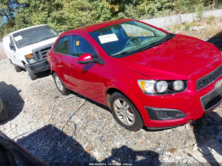 CHEVROLET SONIC LT AUTO