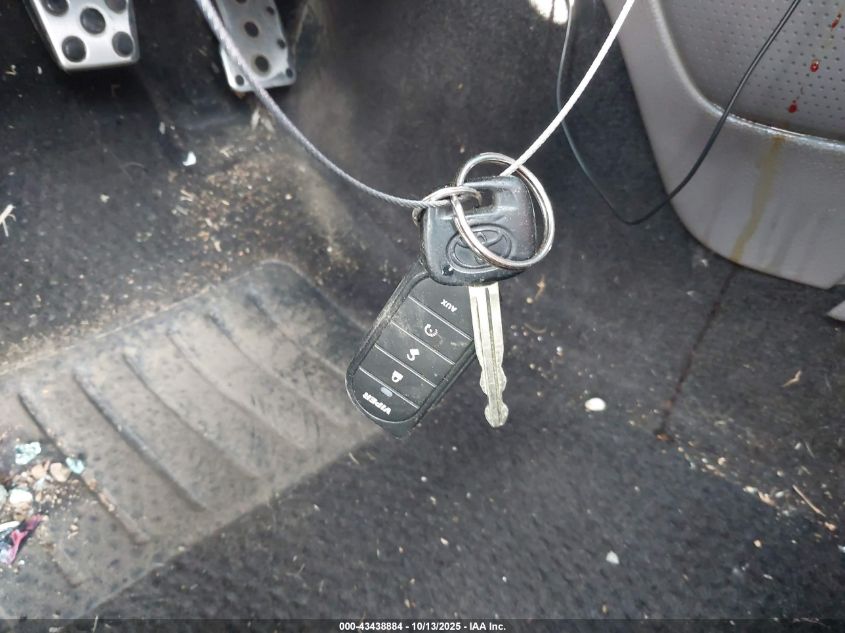 2002 Toyota Celica Gts VIN: JTDDY32T620061570 Lot: 43438884