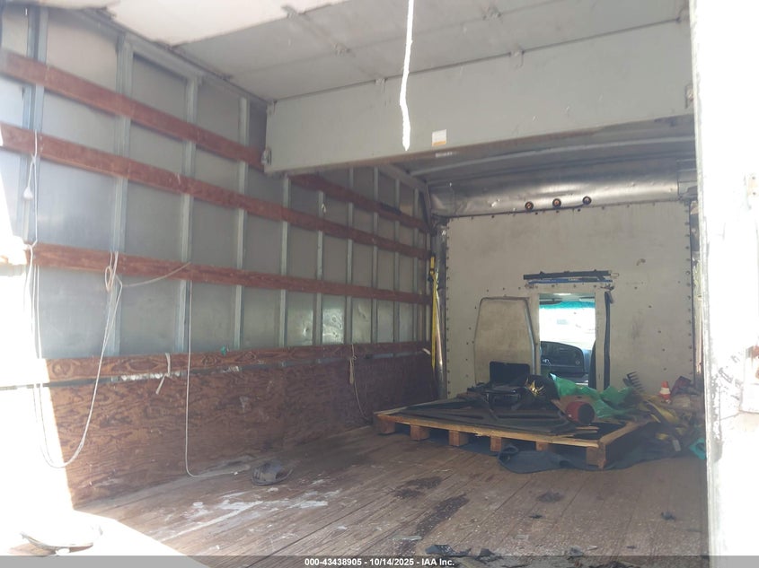 1994 Ford Econoline E350 Cutaway Van VIN: 1FDKE37H2RHA21496 Lot: 43438905