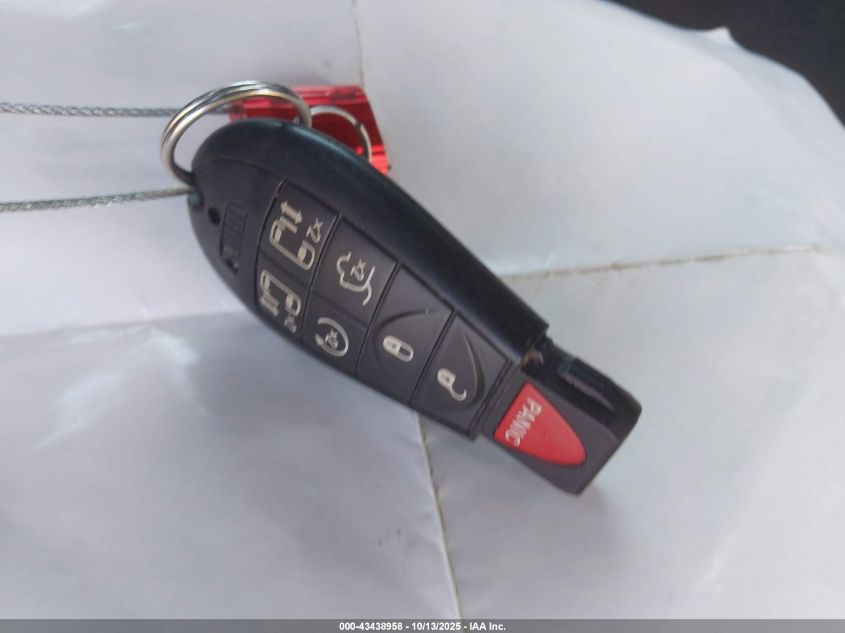 2020 Dodge Grand Caravan Sxt VIN: 2C4RDGCG8LR255566 Lot: 43438958