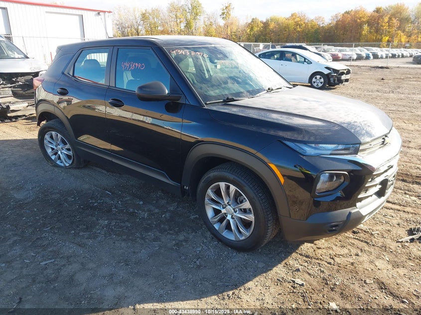 CHEVROLET TRAILBLAZER FWD LS