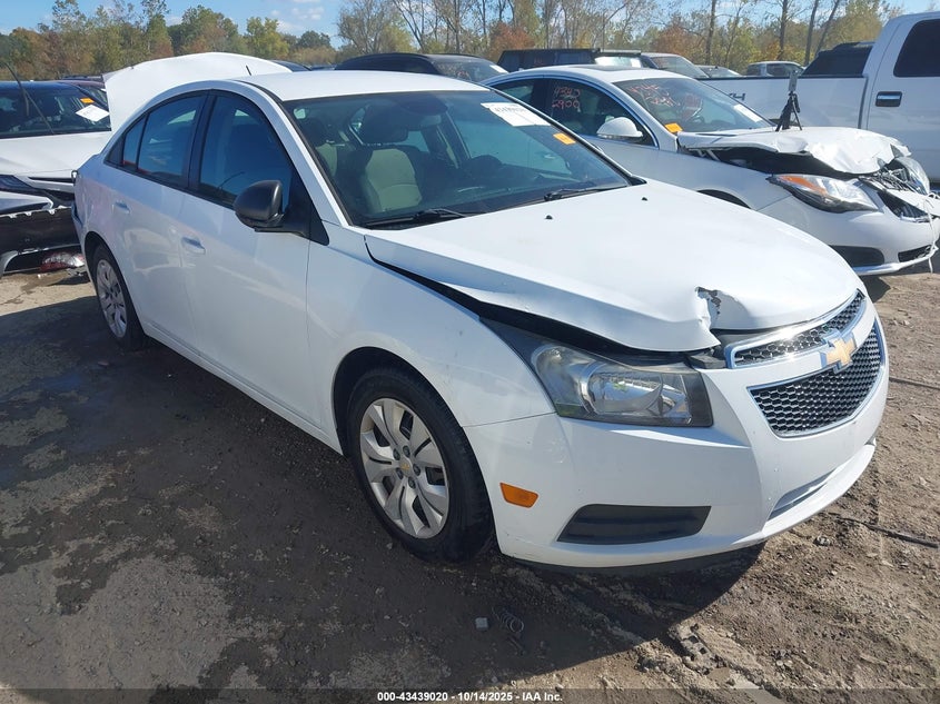 CHEVROLET CRUZE LS AUTO