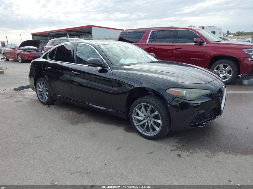 ALFA ROMEO GIULIA AWD