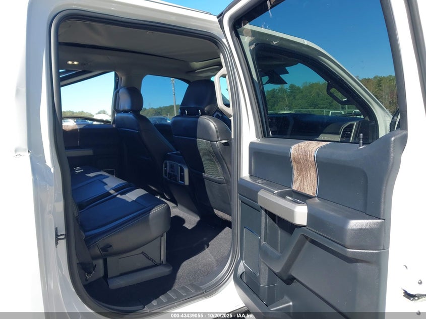 1FT8W4DT5KEG15839 2019 FORD F450 photo no. 7