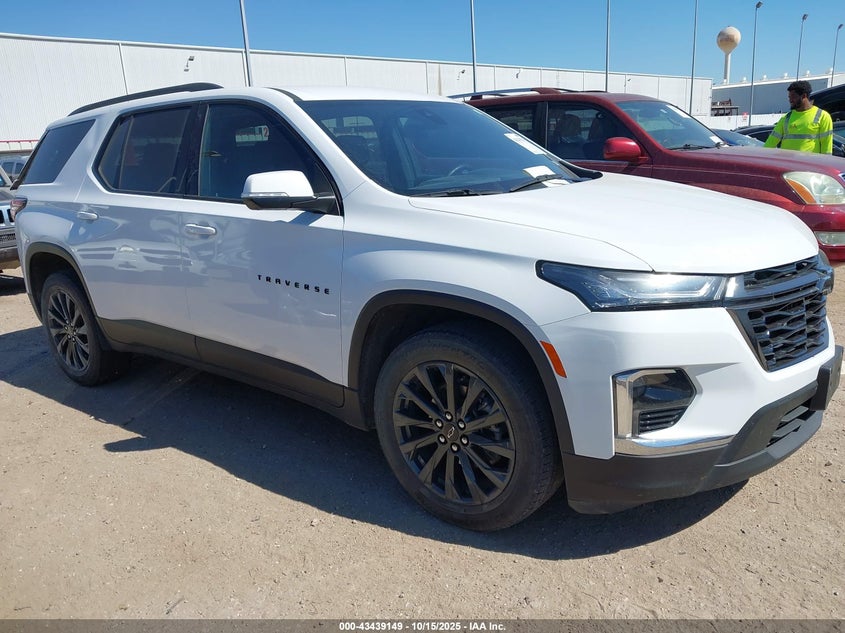 CHEVROLET TRAVERSE FWD RS