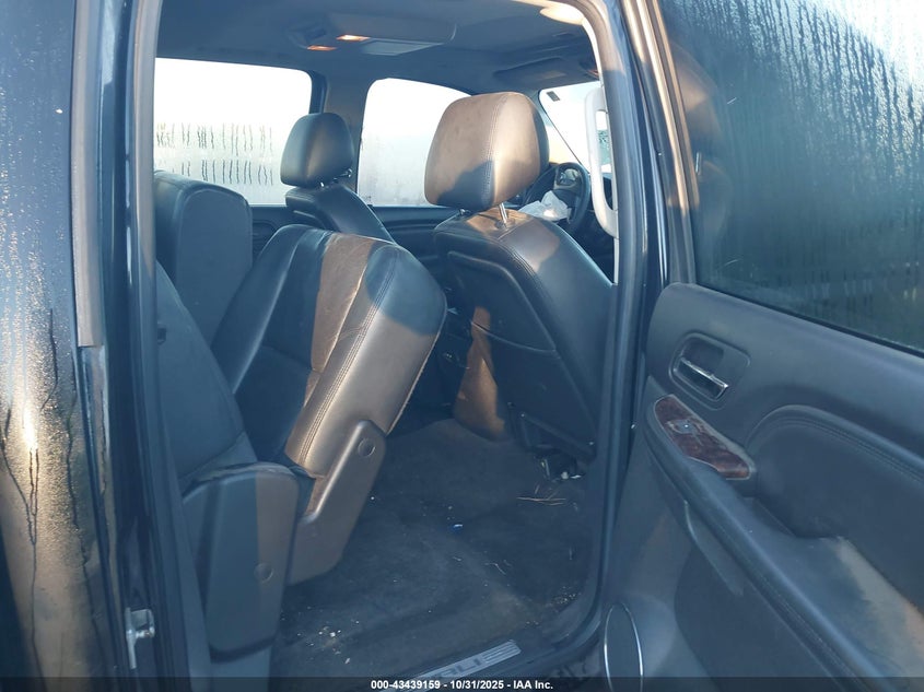 2012 GMC Sierra 3500Hd Denali VIN: 1GT426C89CF210887 Lot: 43439159