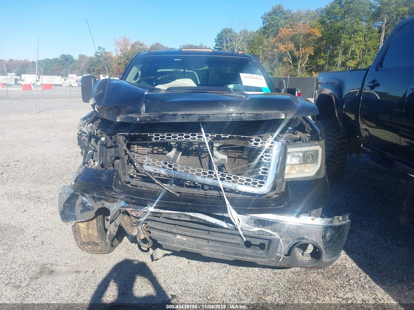 2012 GMC Sierra 3500Hd Denali VIN: 1GT426C89CF210887 Lot: 43439159