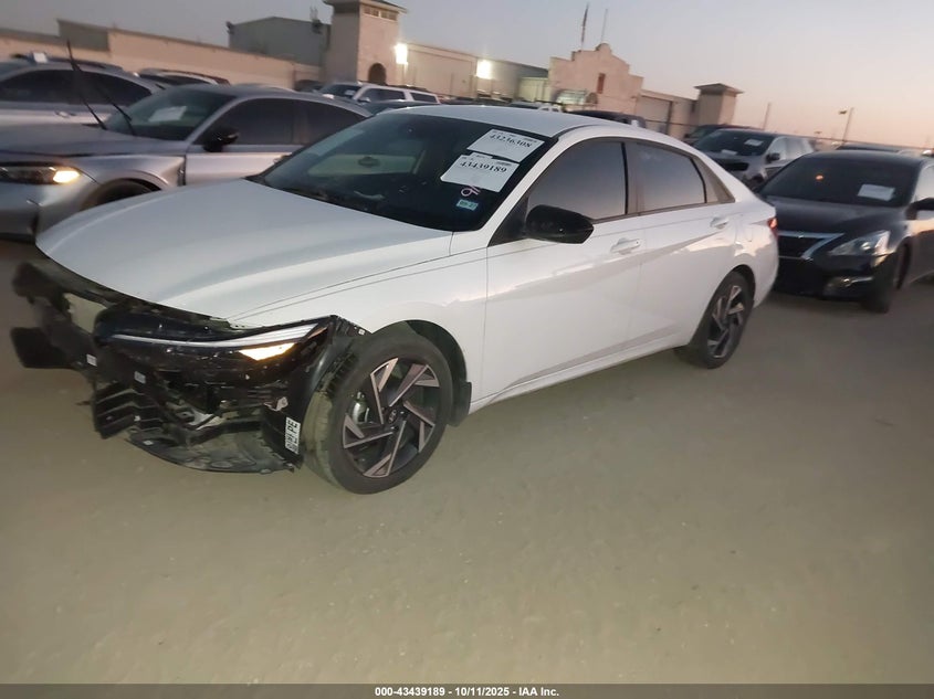2025 Hyundai Elantra Hybrid Sel Sport