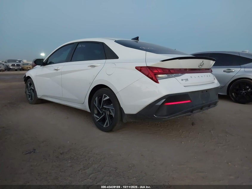 2025 Hyundai Elantra Hybrid Sel Sport