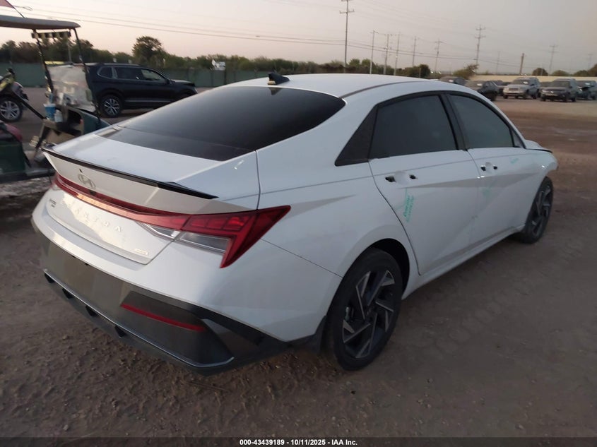 2025 Hyundai Elantra Hybrid Sel Sport