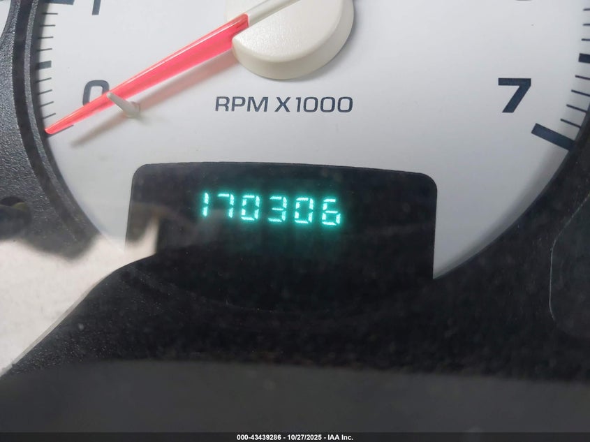 2004 Dodge Ram 1500 Slt/Laramie VIN: 1D7HU18D34J199295 Lot: 43439286