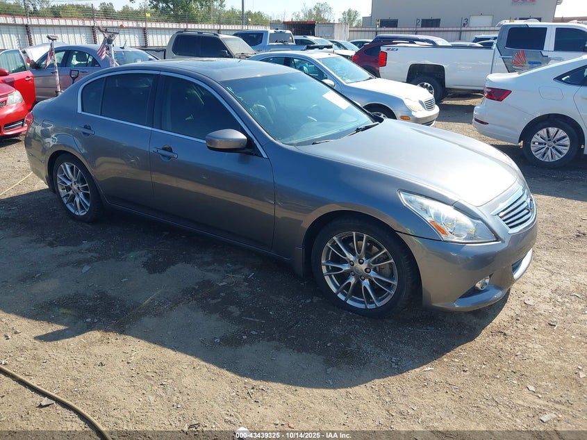 INFINITI G37 JOURNEY