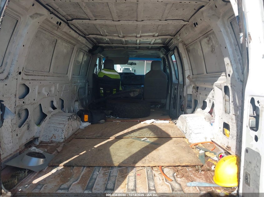 2011 Ford E-350 Super Duty Commercial VIN: 1FTSS3EL2BDA69386 Lot: 43439350