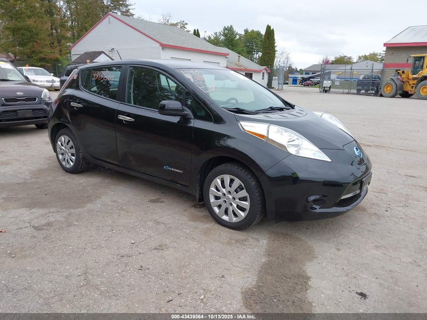 NISSAN LEAF S