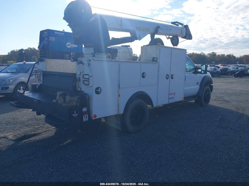 1FDUF5HT4CEB09561 2012 FORD F550 photo no. 4