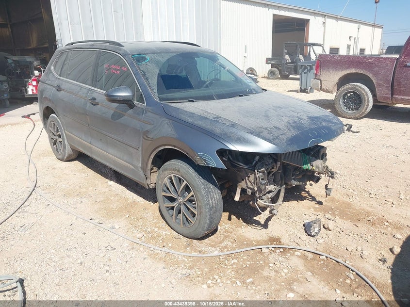 VOLKSWAGEN TIGUAN 2.0T SE/2.0T SE R-LINE BLACK/2.0T SEL