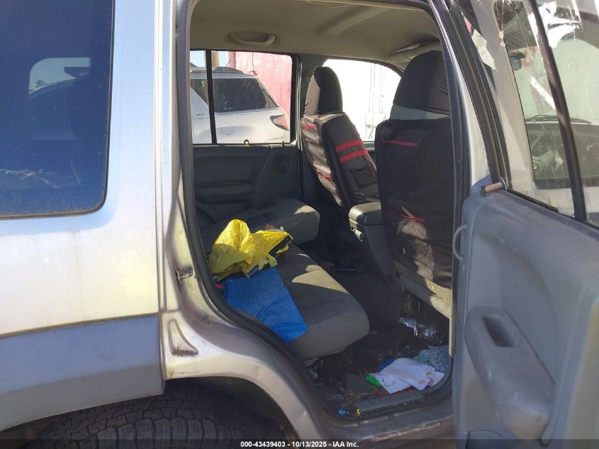 2007 Jeep Liberty Sport VIN: 1J4GL48K27W675899 Lot: 43439403