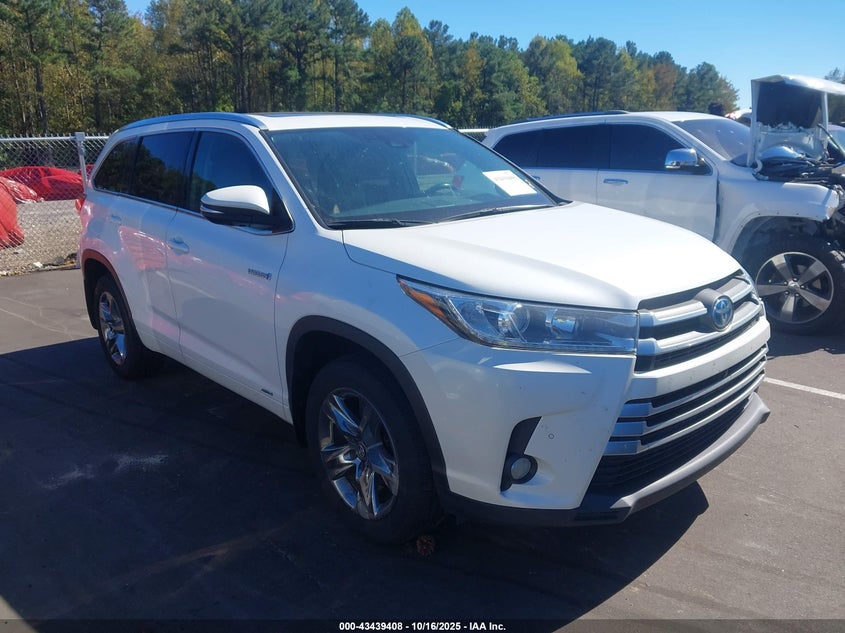 TOYOTA HIGHLANDER LIMITED PLATINUM