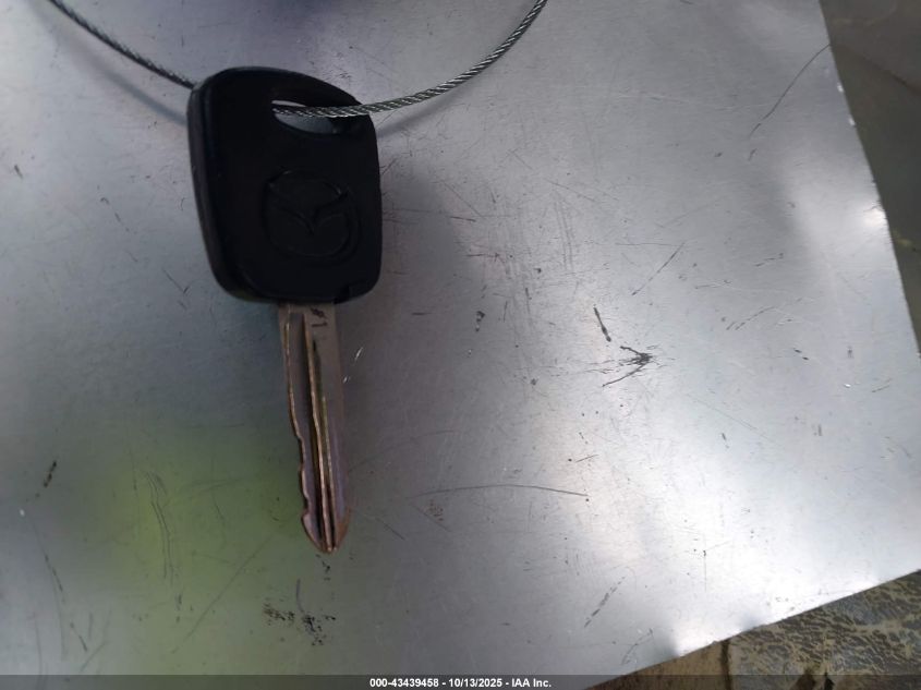 2001 Mazda Tribute Es V6/Lx V6 VIN: 4F2YU09181KM00591 Lot: 43439458