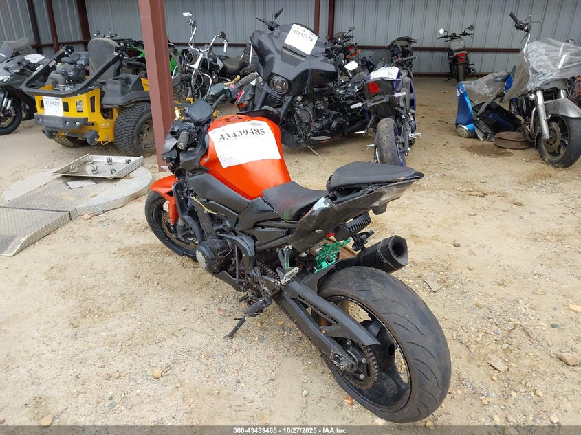 ML5ZRDF10PDA57058 2023 KAWASAKI ZR photo no. 3