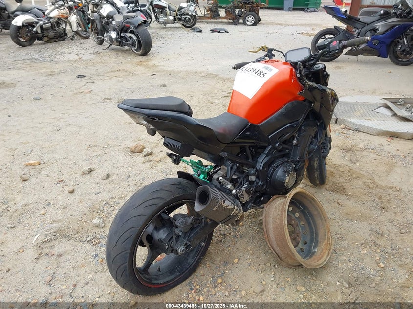 ML5ZRDF10PDA57058 2023 KAWASAKI ZR photo no. 4