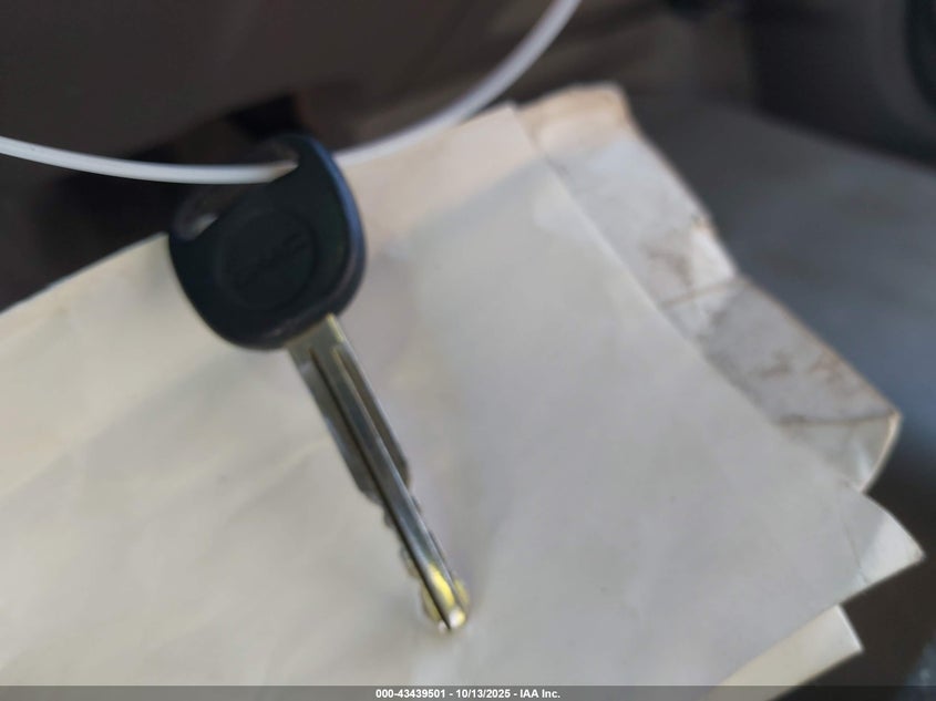 2005 GMC Canyon Sl VIN: 1GTDT148058126592 Lot: 43439501