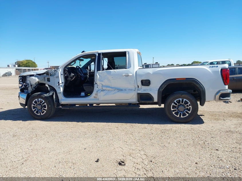 1GT49ME7XNF111194 2022 GMC SIERRA photo no. 15