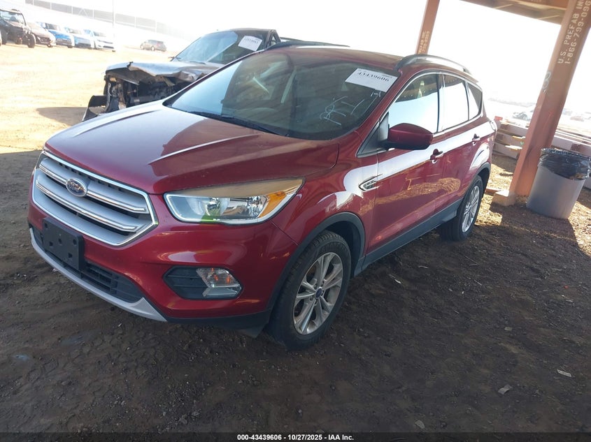 Vin: 1fmcu0gd0jua50025, lot: 43934450, ford escape se 20182