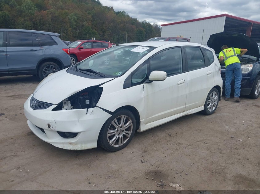 JHMGE88469S017083 2009 HONDA FIT photo no. 2