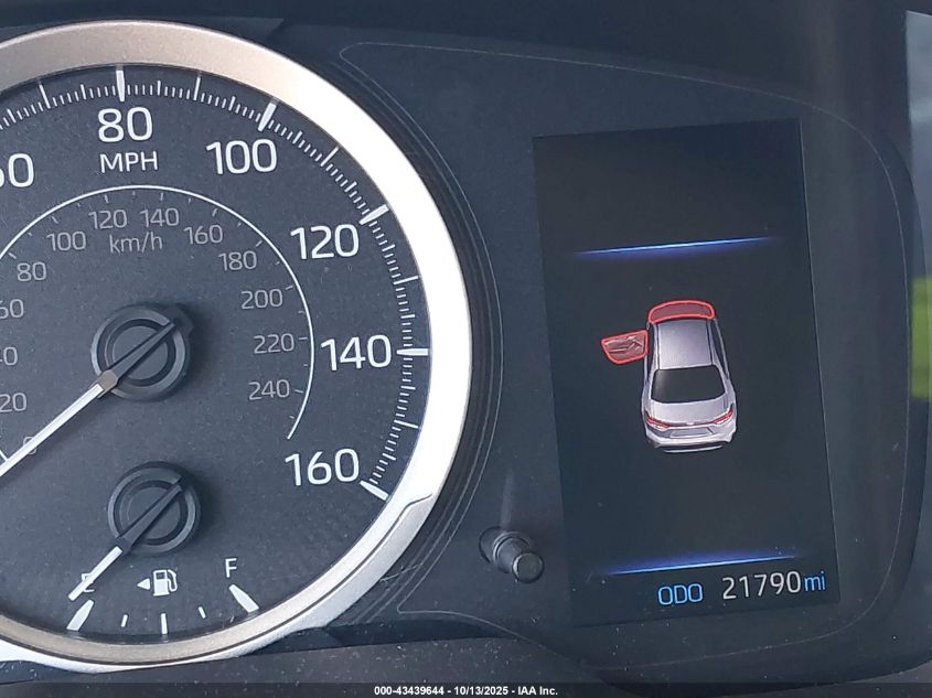 2022 Toyota Corolla Le VIN: JTDEPMAE9NJ220550 Lot: 43439644