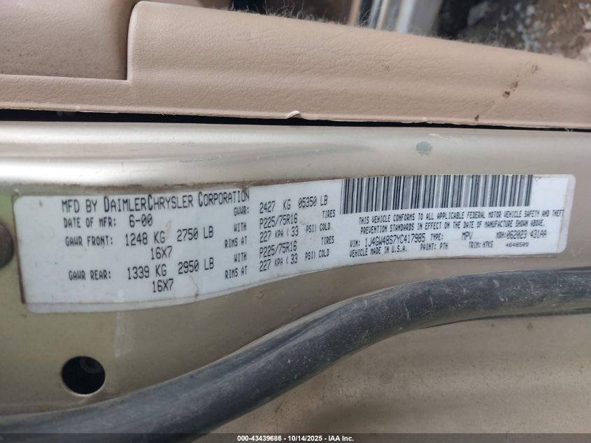 2000 Jeep Grand Cherokee Laredo VIN: 1J4GW48S7YC417985 Lot: 43439686