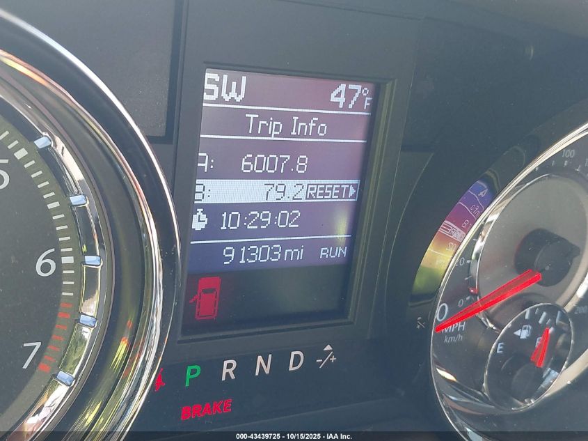 2015 Chrysler Town & Country Touring-L VIN: 2C4RC1CG8FR755277 Lot: 43439725