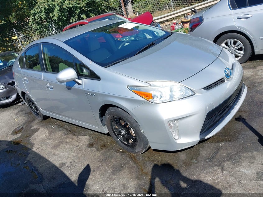 2013 TOYOTA PRIUS TWO - JTDKN3DU0D5567309