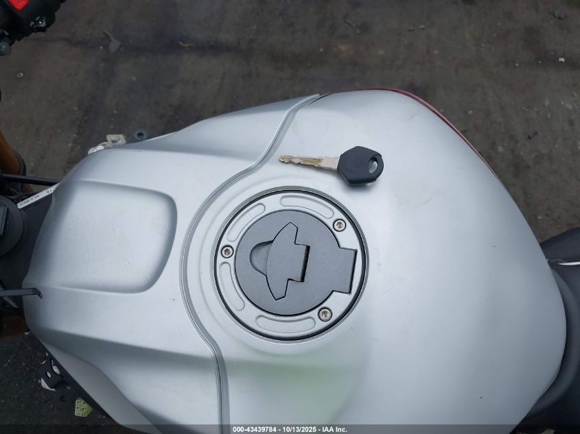 2020 Yamaha Yzfr3 A VIN: MH3RH18Y1LK003158 Lot: 43439784