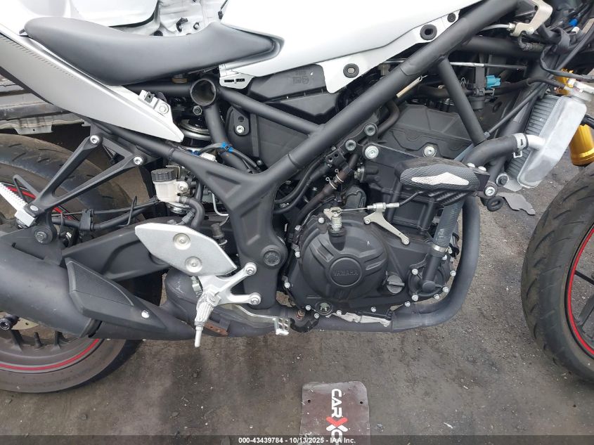 2020 Yamaha Yzfr3 A VIN: MH3RH18Y1LK003158 Lot: 43439784