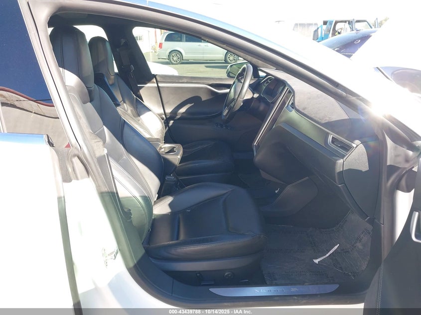 5YJSA1E23FF106815 2015 TESLA MODEL S photo no. 5
