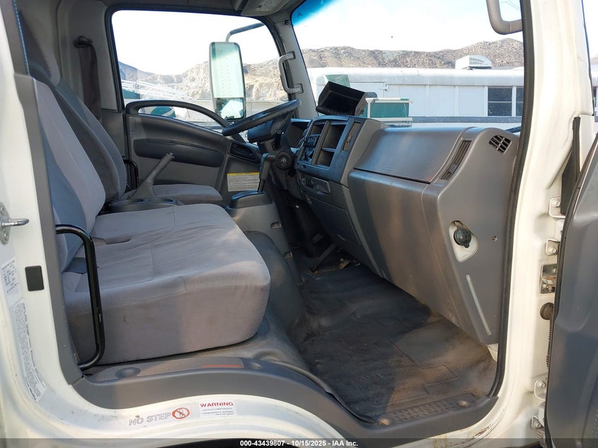 2016 Isuzu Dsl Reg At VIN: JALE5W164G7902180 Lot: 43439807