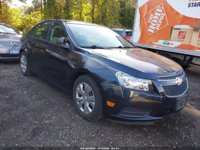 2014 CHEVROLET CRUZE LS AUTO - 1G1PA5SGXE7136145