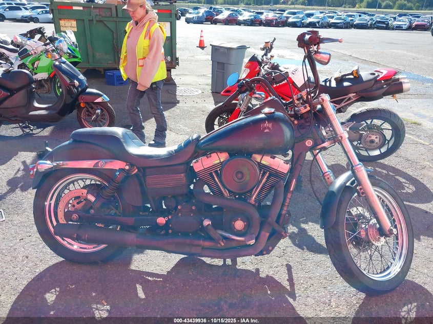 2007 HARLEY-DAVIDSON FXDBI 1HD1GX4127K305217