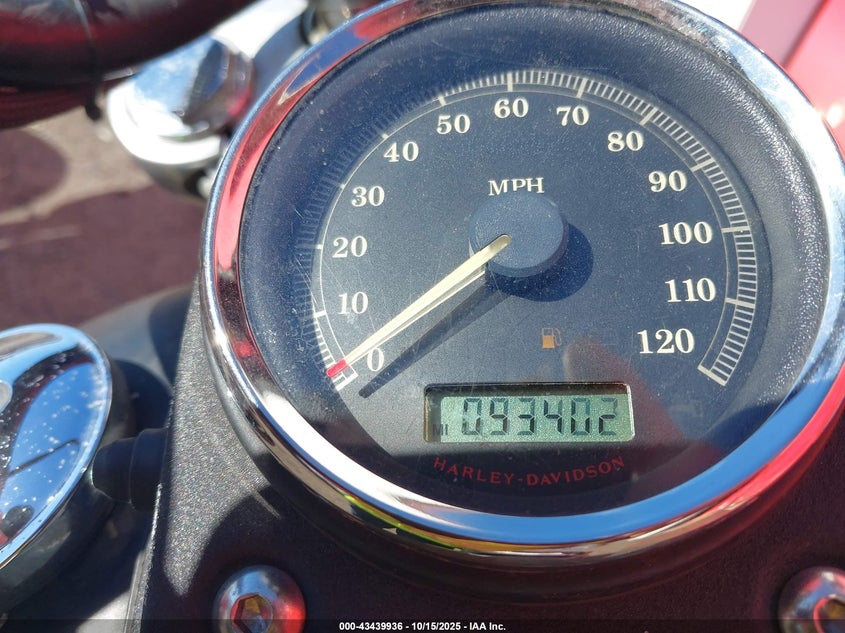 2007 HARLEY-DAVIDSON FXDBI 1HD1GX4127K305217