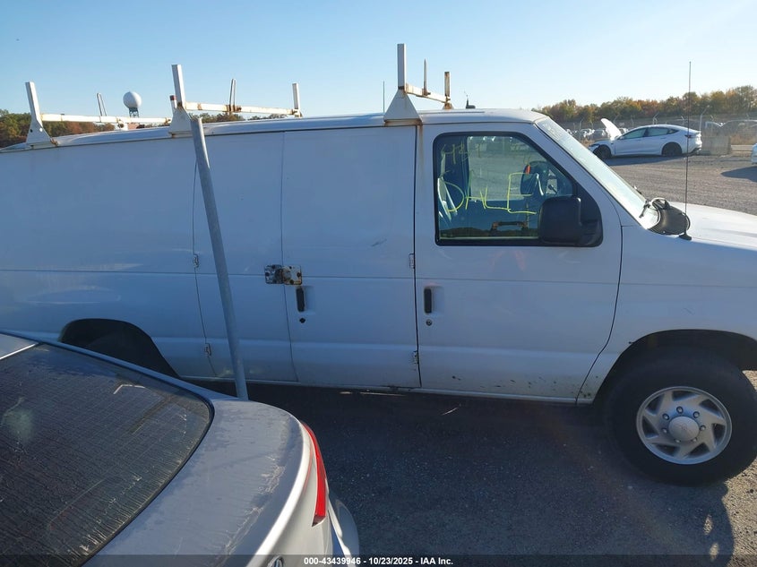 1FTNE2EW7BDA12982 2011 FORD ECONOLINE photo no. 13