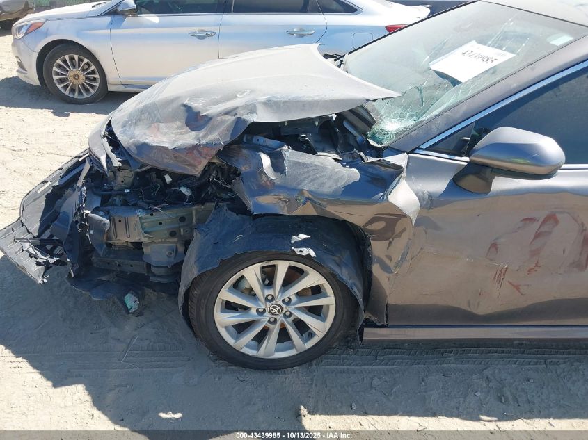 2022 Toyota Camry Le VIN: 4T1C11AK5NU635520 Lot: 43439985