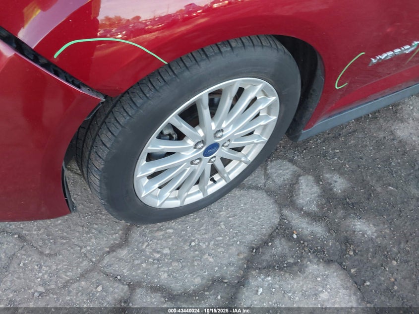 2013 FORD C-MAX HYBRID SE 1FADP5AU4DL557743