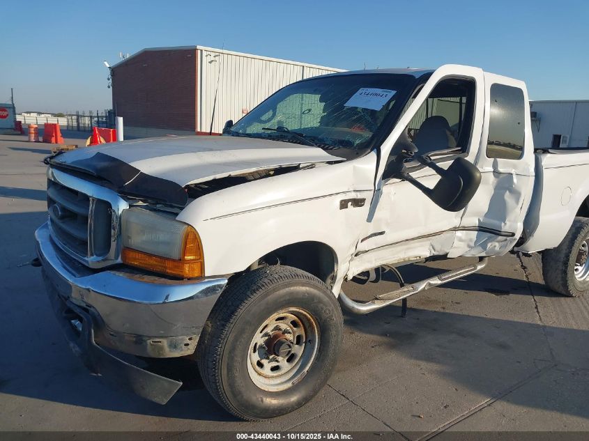 2000 Ford F-250 Lariat/Xl/Xlt VIN: 1FTNX21F0YEA04726 Lot: 43440043