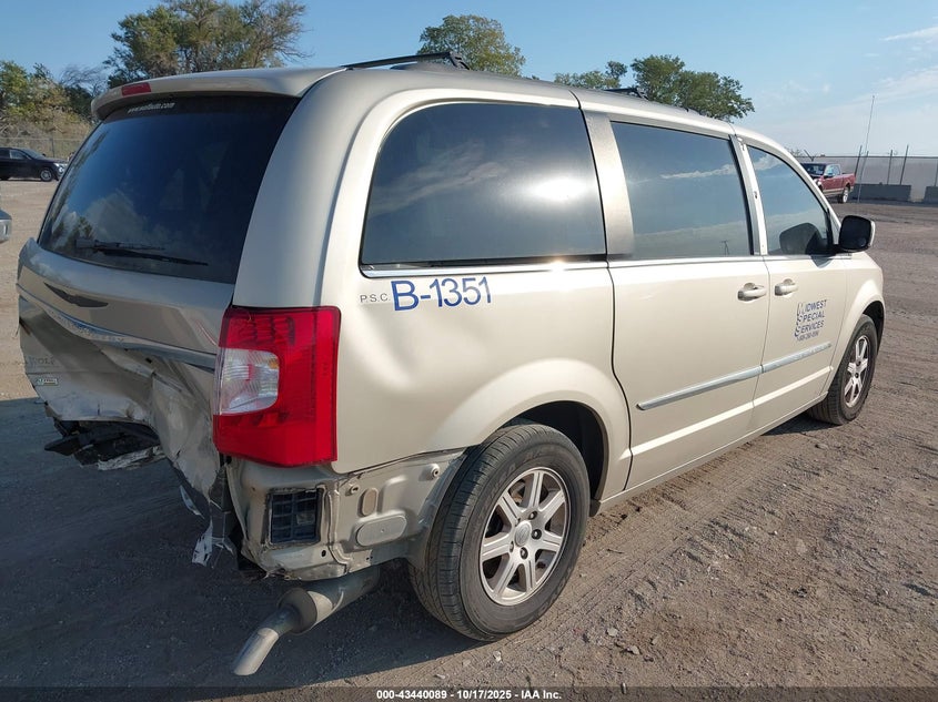 2C4RC1BG5CR400533 2012 CHRYSLER TOWN & COUNTRY photo no. 4