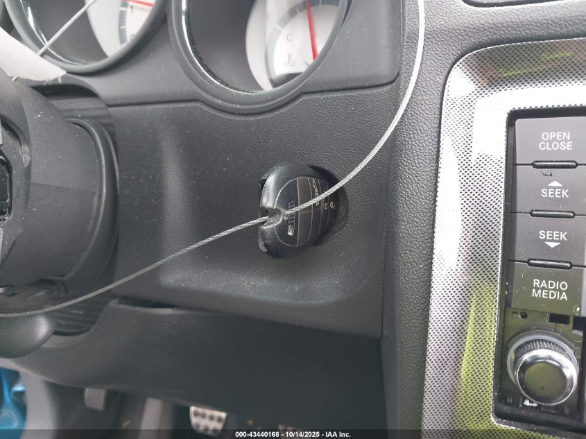 2009 Dodge Challenger R/T VIN: 2B3LJ54T69H625587 Lot: 43440168